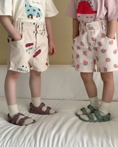 Kids Summer Cotton Shorts Strawberry Cartoon Print Boys Casual Loose Short Pants Girls Elastic Waist Baby Knee-length Pants