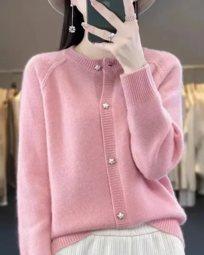 New Women Cardigan Sweater Autumn/Winter Round Neck Star Button Solid Knit Bottoming Shirt Jacket Quality Knitwear Female Tops