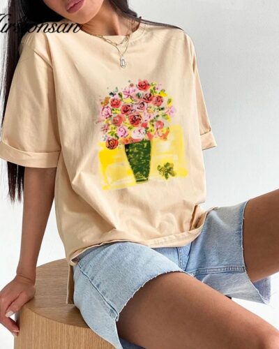 Vintage Hand-Painted Floral T-Shirt for Women – Elegant Loose Summer Graphic Tee